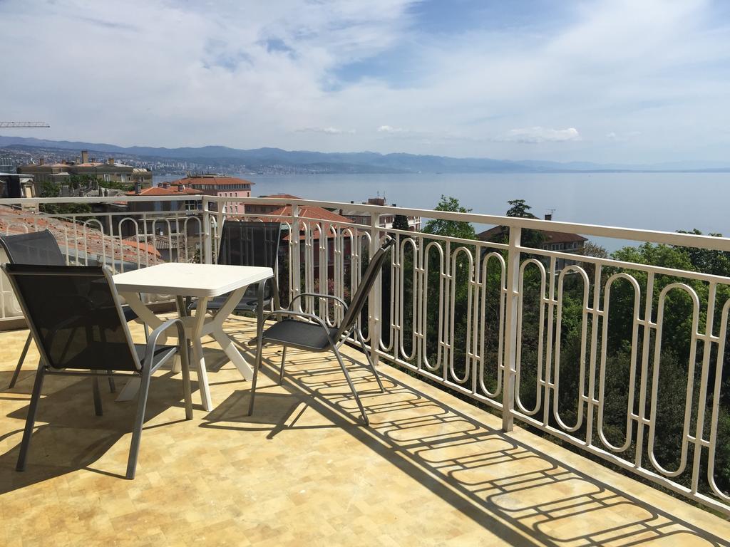 Hotel Opatija Luaran gambar