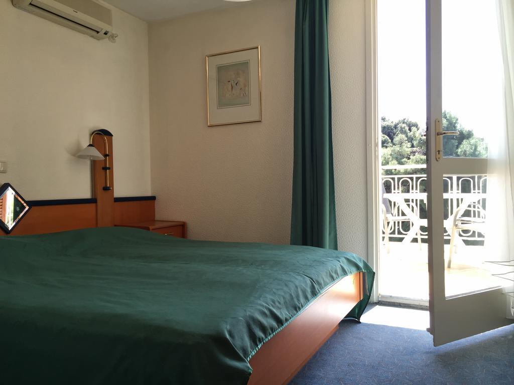 Hotel Opatija Luaran gambar