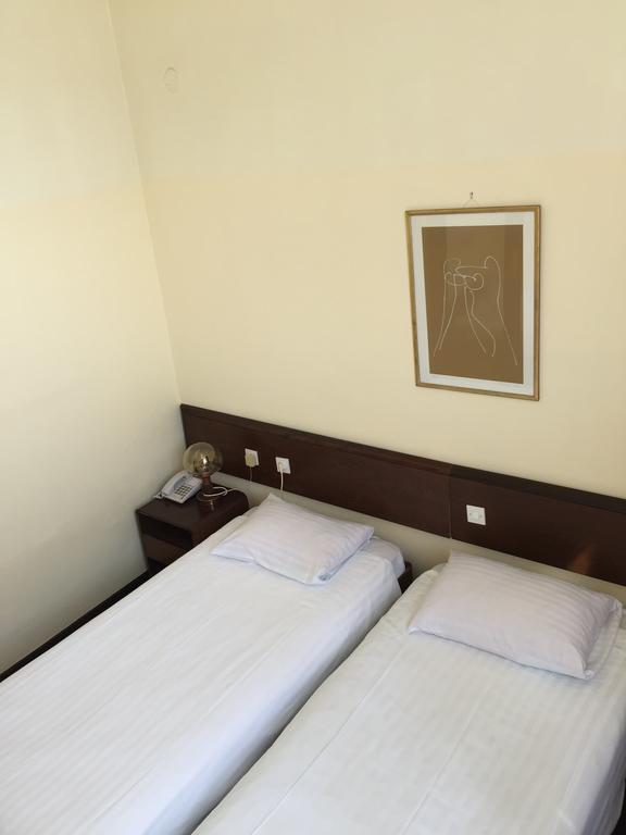 Hotel Opatija Luaran gambar