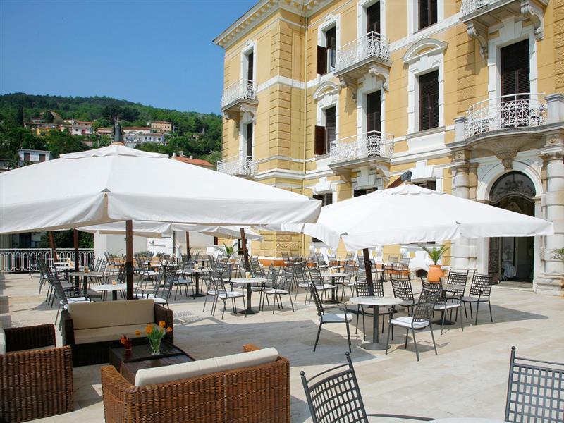 Hotel Opatija Luaran gambar