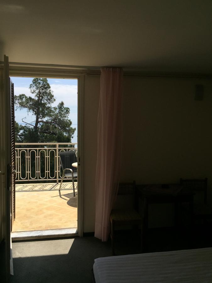 Hotel Opatija Luaran gambar