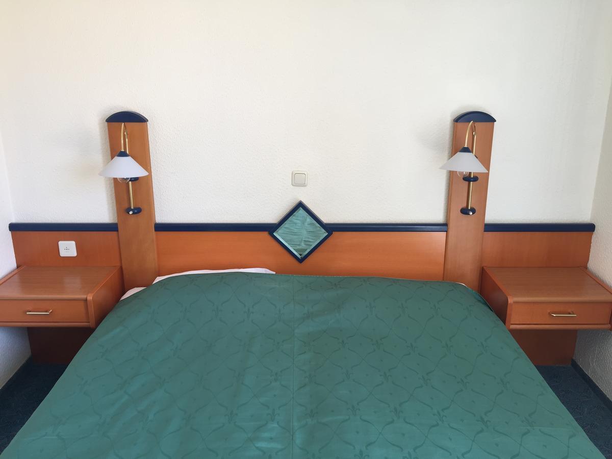 Hotel Opatija Luaran gambar