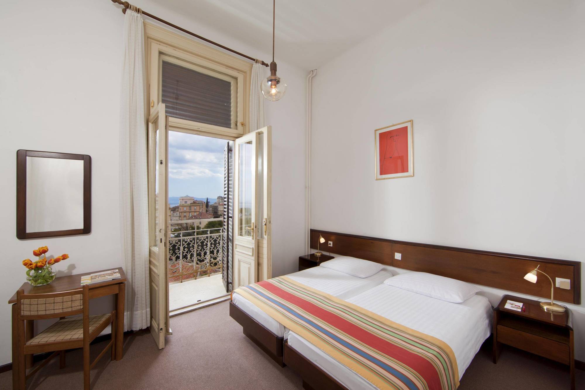 Hotel Opatija Luaran gambar